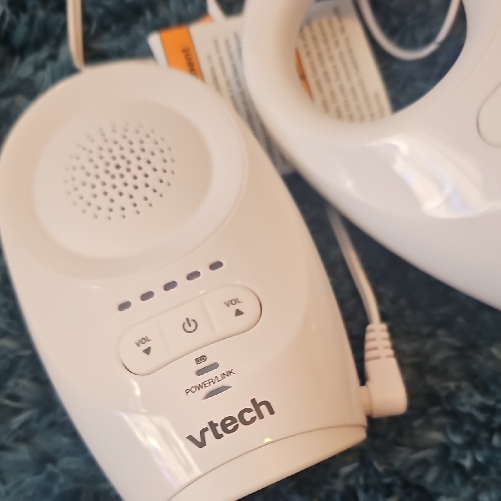 VTech Digital Audio Monitor Set - Picture 3 of 4